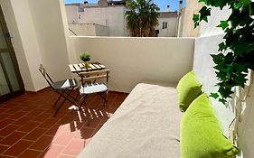 Estudio Con Terraza By Maison Jaken